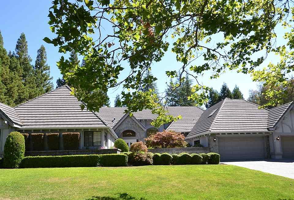 2nd image of 5223 Blackhawk Dr