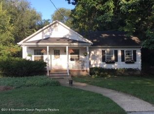 241 Van Dorn St, Keyport, NJ 07735