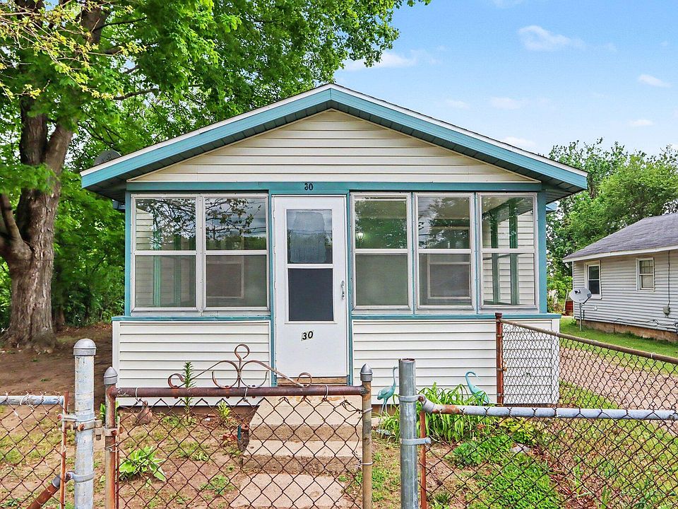 1st image of 30 Avenue B