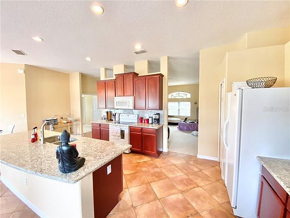 4th image of 36818 Alaqua Ct