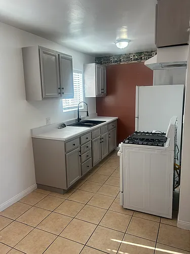 11331 Tiara St Photo 1