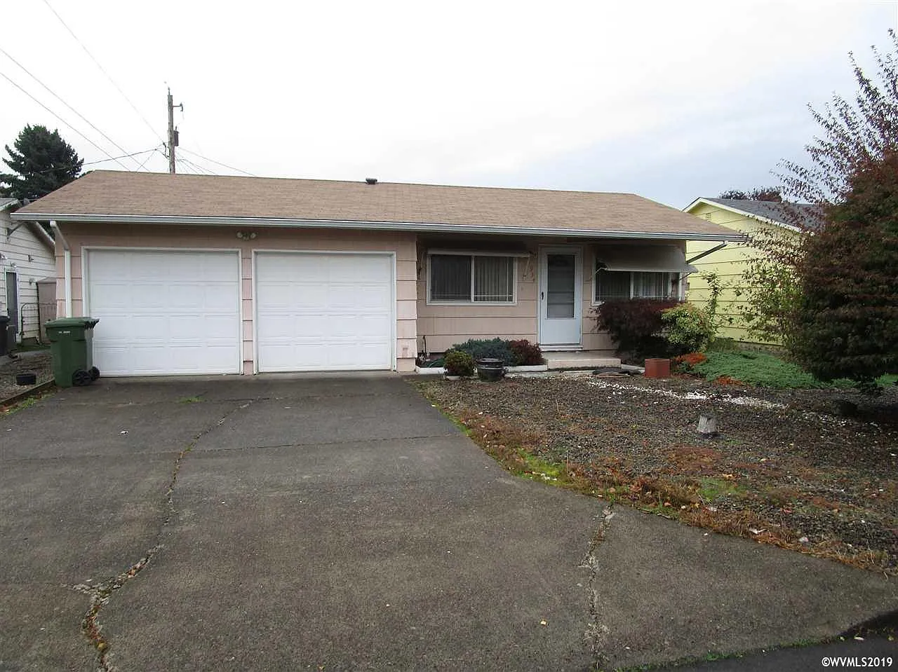 934 Cahill Way photo 1