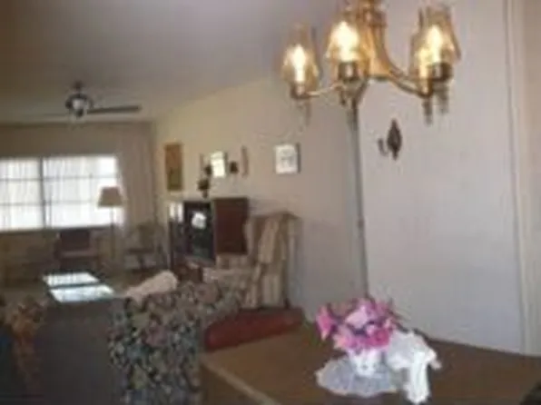 1050 E Sample Rd APT 301, Pompano Beach, FL 33064