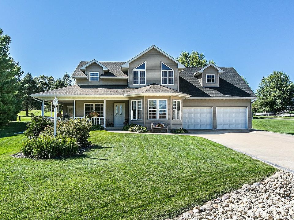 16916 Country Club Dr, Peosta, IA 52068 Zillow