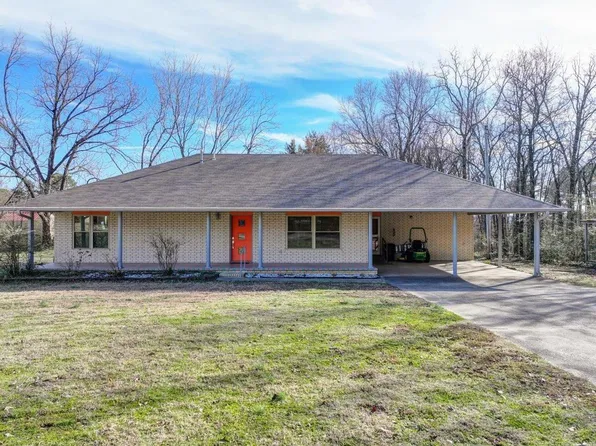 2212 Missouri Ave, Mena, AR 71953