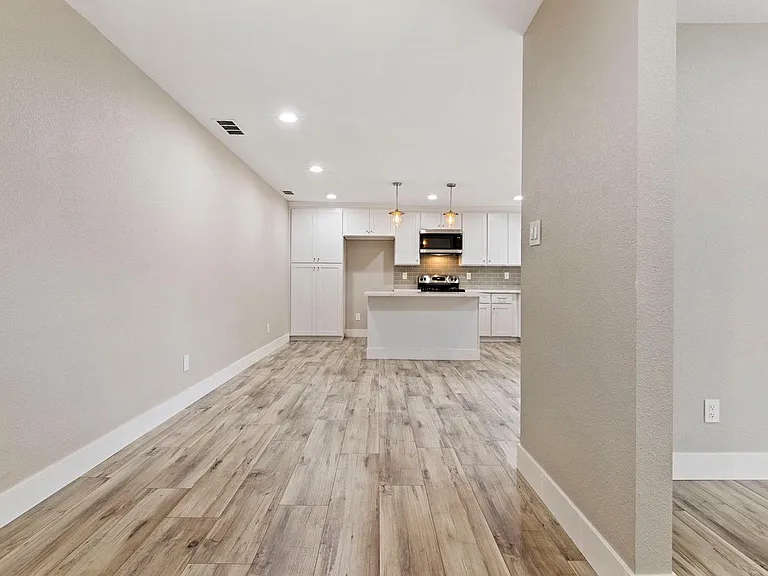 8737 Grayling Way — Photo 8