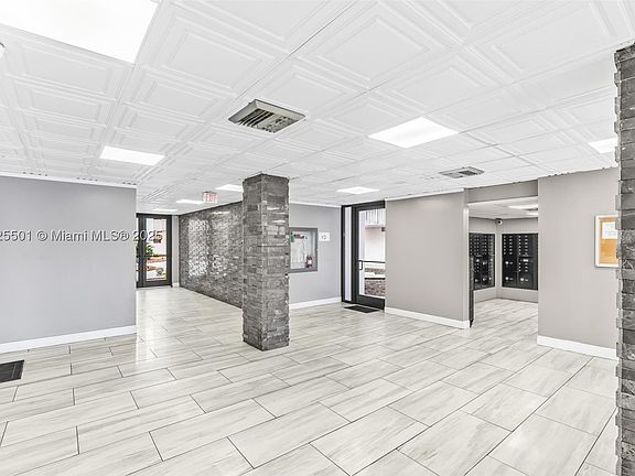4th image of 15600 NW 7th #306