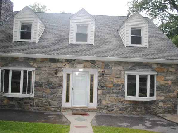 345 W Lake Blvd, Mahopac, NY 10541