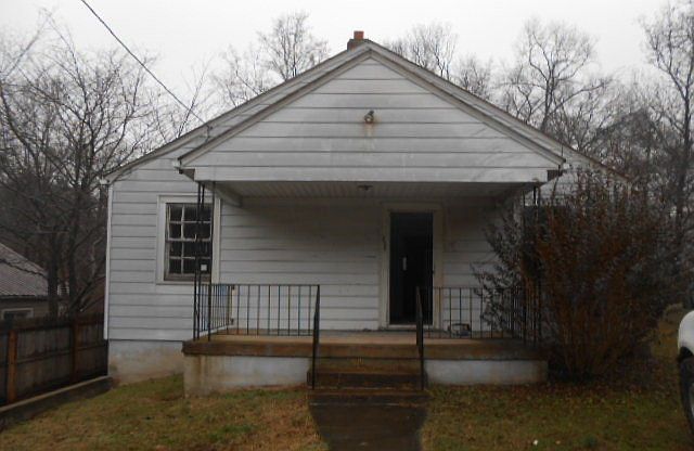 1st image of 228 Pine St