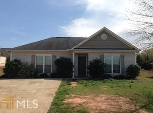 302 Northwoods Dr, Lagrange, GA 30241