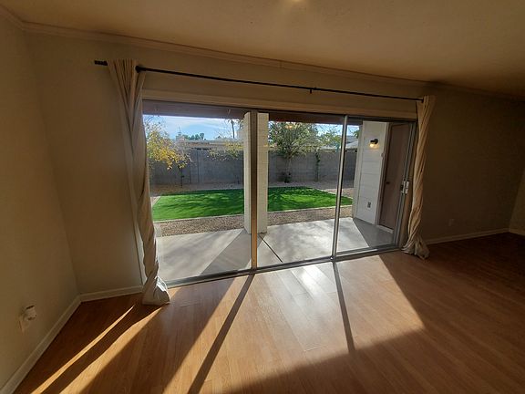 5th image of 3853 E Dahlia Dr