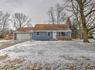 100 E Court Dr, Decatur, IL 62526