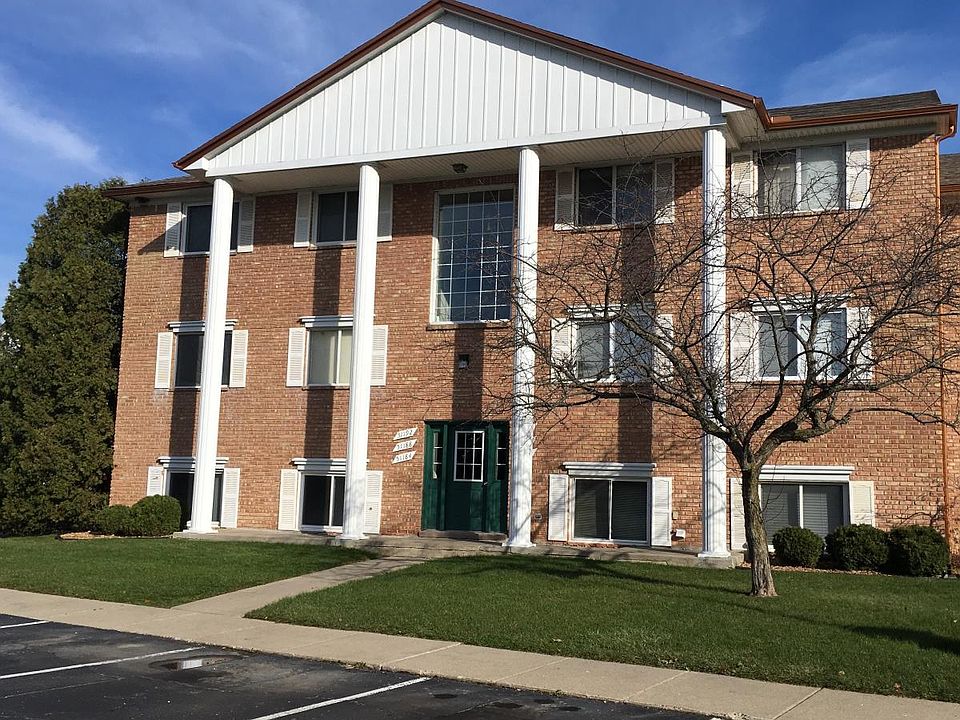 1st image of 51184 Johns Dr #19