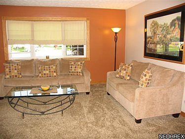 2nd image of 4330 Moonglow Ln