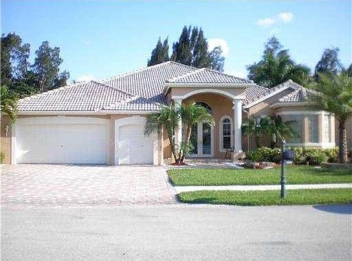 1st image of 8344 S Lake Forest Dr