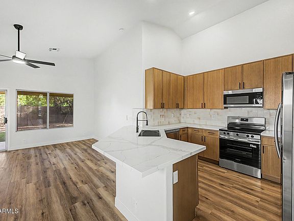4th image of 2771 W GAIL Drive