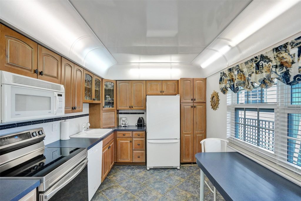 2900 N Course Drive #602, photo 5