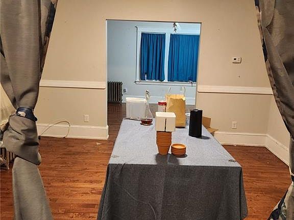 4th image of 10 Wildwood Ave
