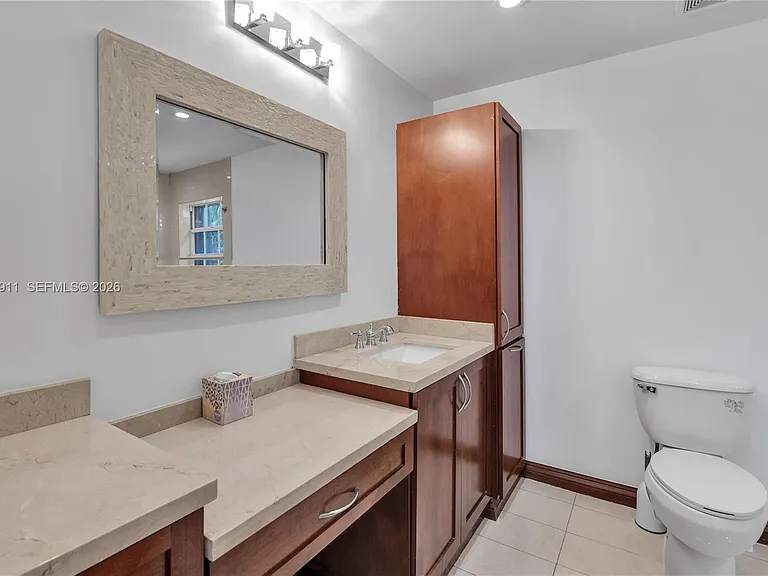 7811 SW 9th Ter — Photo 14