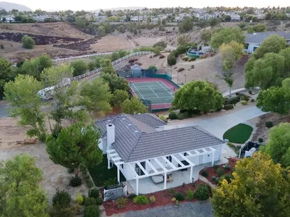 41325 Billy Joe Ln #B, Temecula, CA 92592