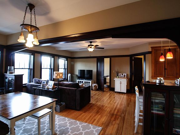 2nd image of 1581 Selby Avenue # Top Floor