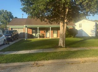71 Executive Ln, Willingboro, NJ 08046