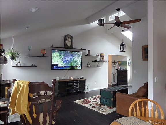 4th image of 1119 Berilla Dr