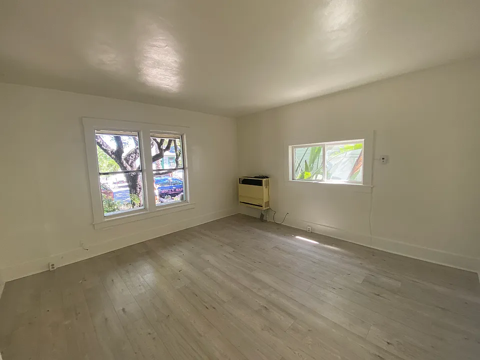 130 W Ortega St #1