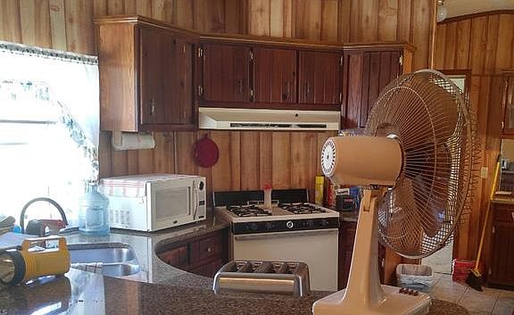 3rd image of 8362 Bogart Dr
