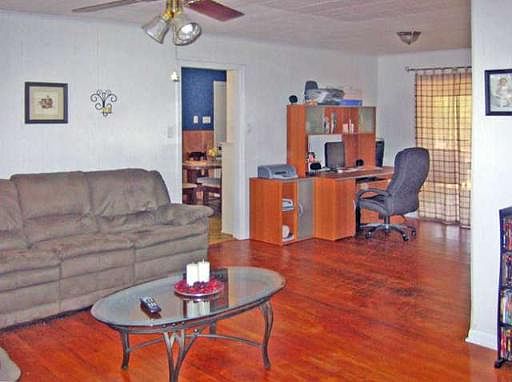 4th image of 307 MINK DR