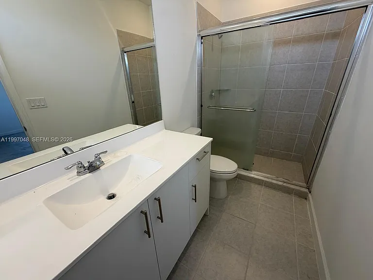2659 SE 28th Ave — Photo 5