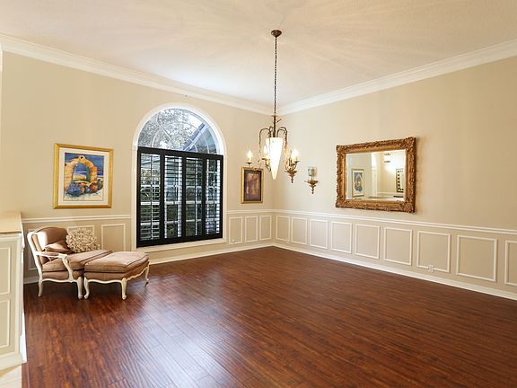 5th image of 208 Vista Oak Dr
