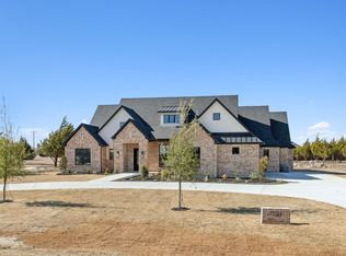3021 Glen Oaks Dr, Waxahachie, TX 75165