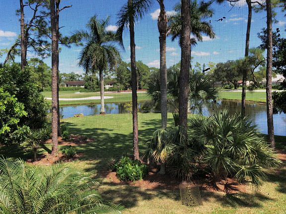 This is the view from your living room from the lanai, similar from the master bedroom 
 a dream view!
