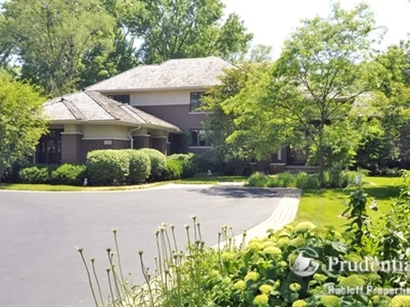 3640 Lawson Rd, Glenview, IL 60026