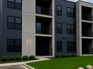 2645 Burton Rd UNIT 101, Ann Arbor, MI 48104