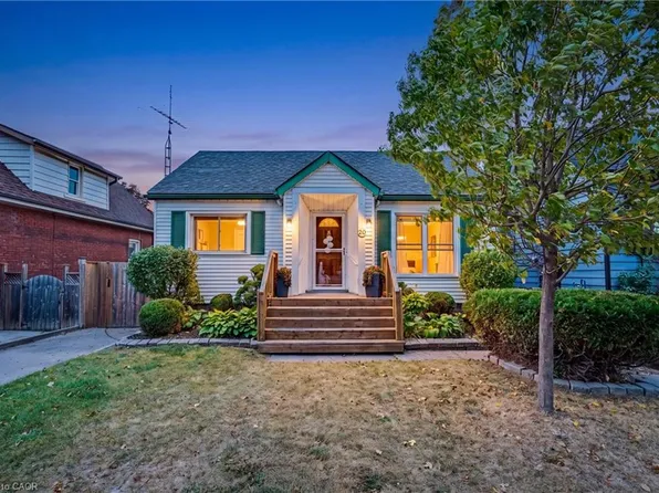 20 E 18th St, Hamilton, ON L9A 4N7
