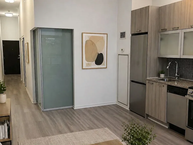 36 Lisgar St #318W — Photo 2