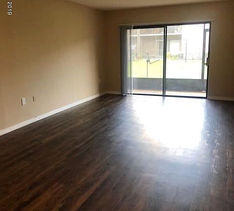3rd image of 1065 Ellen Ct #1065