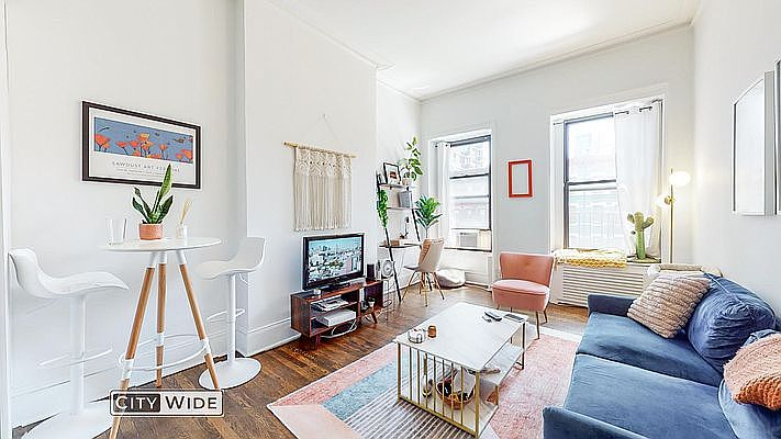 1st image of 1570 3rd Ave APT 4A