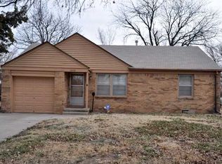 1608 N Terrace Dr, Wichita, KS 67208