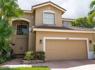 16732 Diamond Dr, Fort Lauderdale, FL 33331