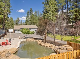 60060 Turquoise Rd, Bend, OR 97702