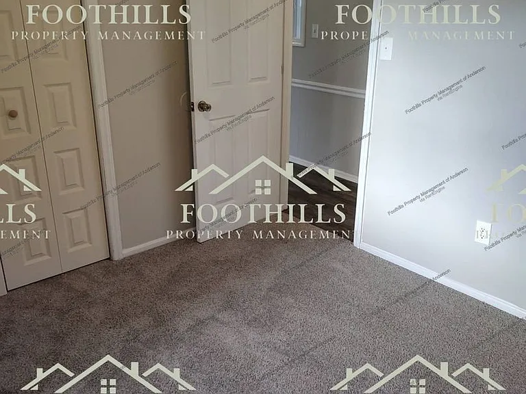122 Smith Dr — Photo 9