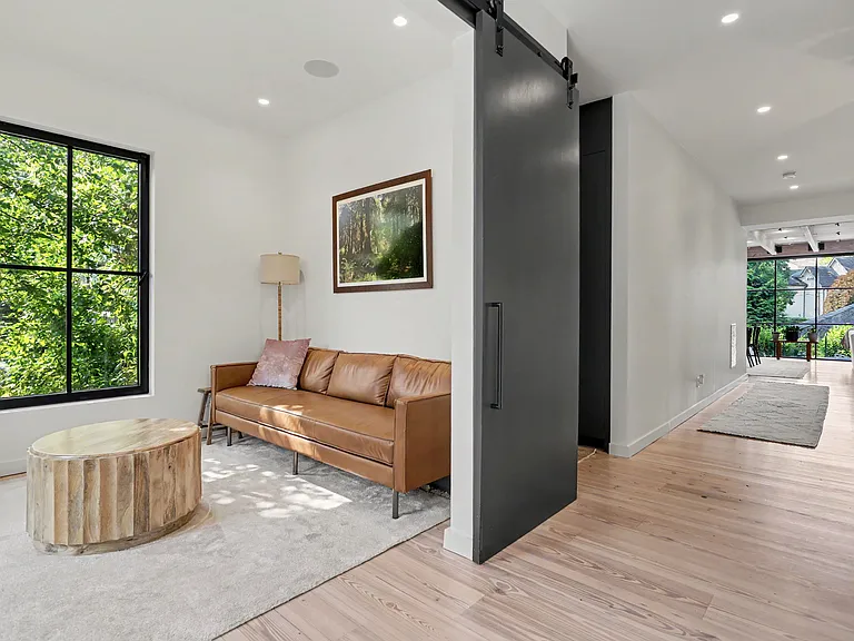 6 Cook St — Photo 3