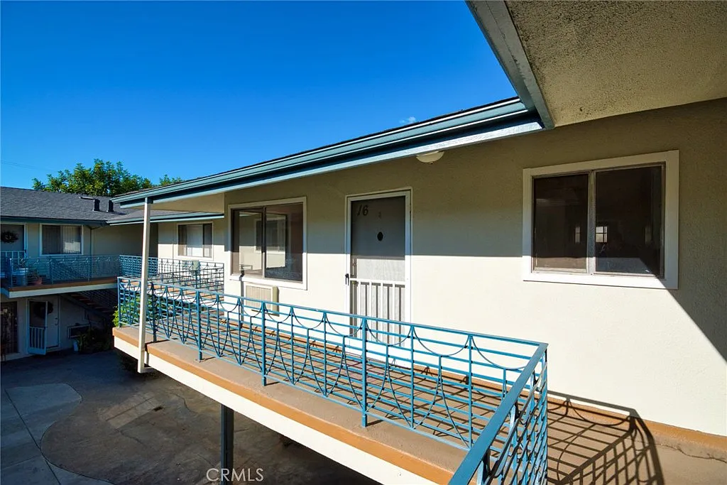 1 bed, 500 sqft, $1,800 — Photo 4