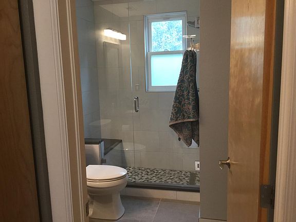 4th image of 405 Mason Ct Unit 214