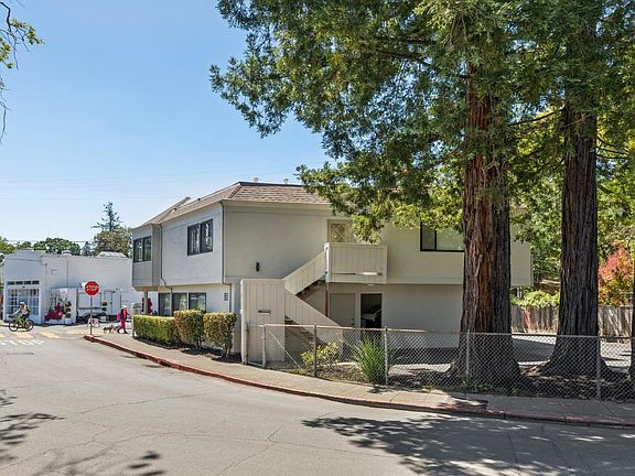 3rd image of 1201 - 1203 San Anselmo Avenue