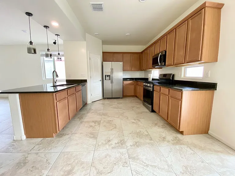12937 E Massai Point — Photo 5