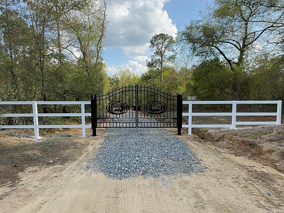 2nd image of 412 Hummingbird Way